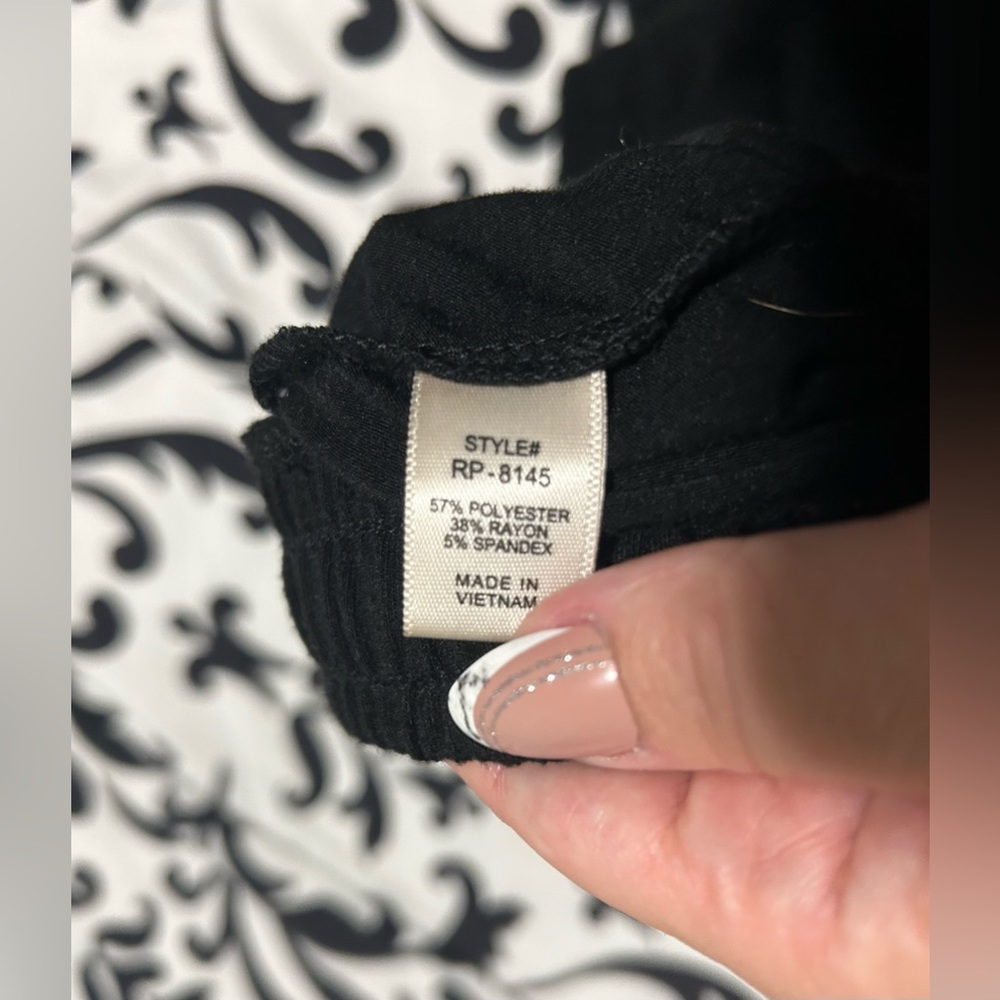 2 piece Zenana Black Pj Oversized L shirt& L short set-size L - Picture 15 of 16
